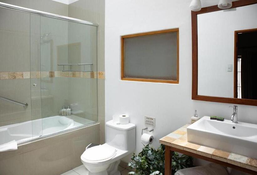 Четырехместный Номер Superior, Union Hotel Cusco