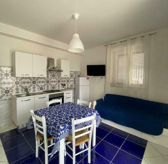 إستديو قياسى مطل على حمام السباحة, Serra Marina Rooms And Apartments