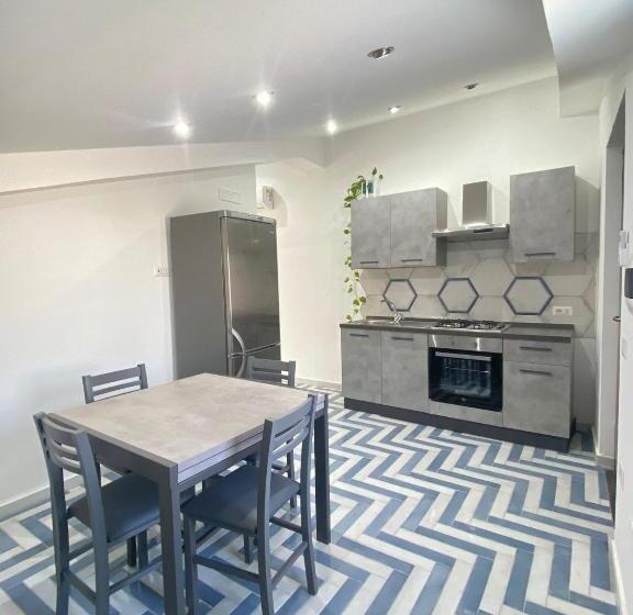 إستديو قياسى مزود بشرفة, Serra Marina Rooms And Apartments