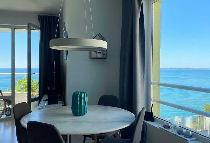 جناح مطلّ علي البحر, Alex Beach Apartello·com   Amazing Apartments With Sea View!