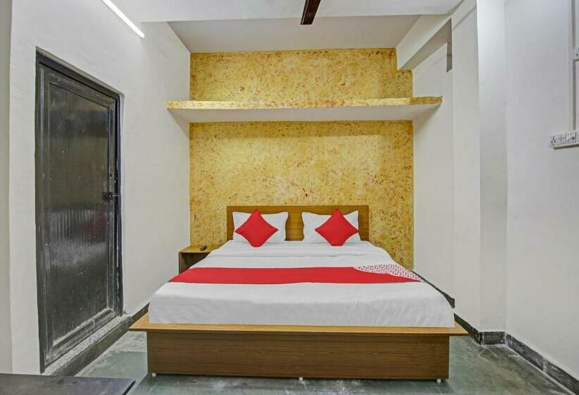Трехместный Номер Классика, Flagship Hotel Royal 18