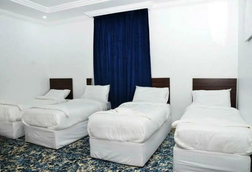 اتاق استاندارد چهار تخته, Luluat Al Badaie