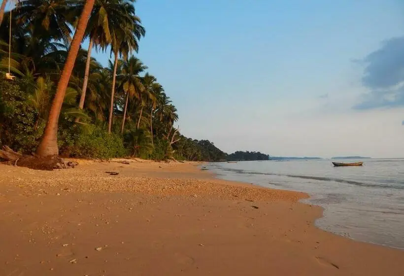 デラックスルーム, The Andaman Sunset View Resort