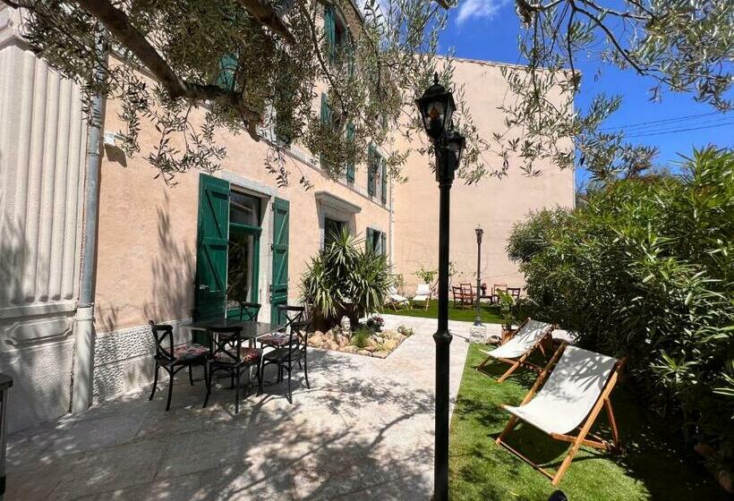 غرفة قياسية مطلّة علي الحديقة, Les Baroudeurs De Saint Jean