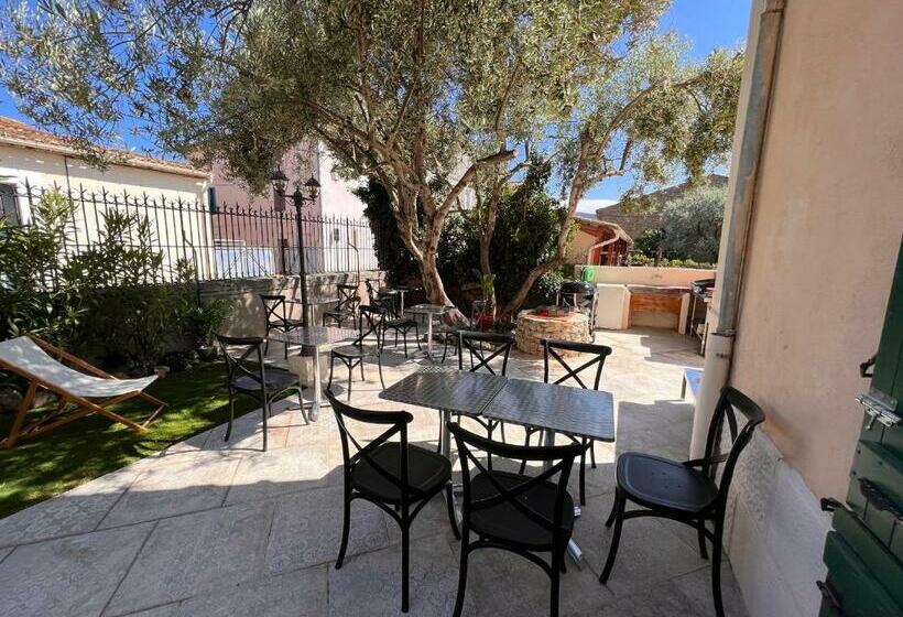 غرفة قياسية مطلّة علي الحديقة, Les Baroudeurs De Saint Jean