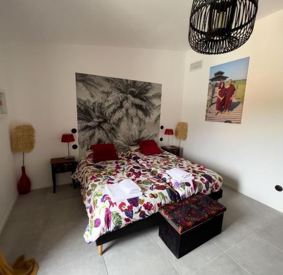 غرفة قياسية رباعية, Les Baroudeurs De Saint Jean