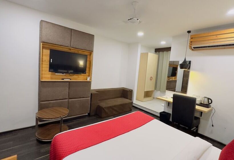 غرفة ديلوكس, Xenious Biz Ayaan Residency