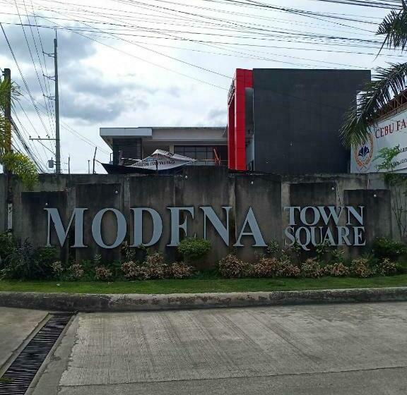 스탠다드 스튜디오, Modena Town Square Walkup Condominium