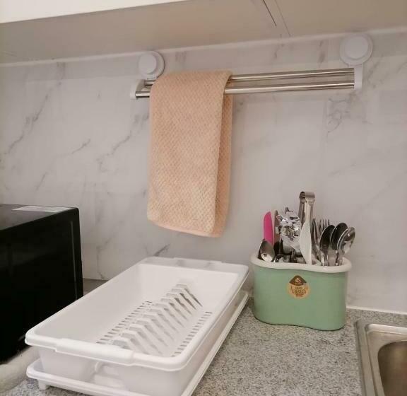 스탠다드 스튜디오, Modena Town Square Walkup Condominium