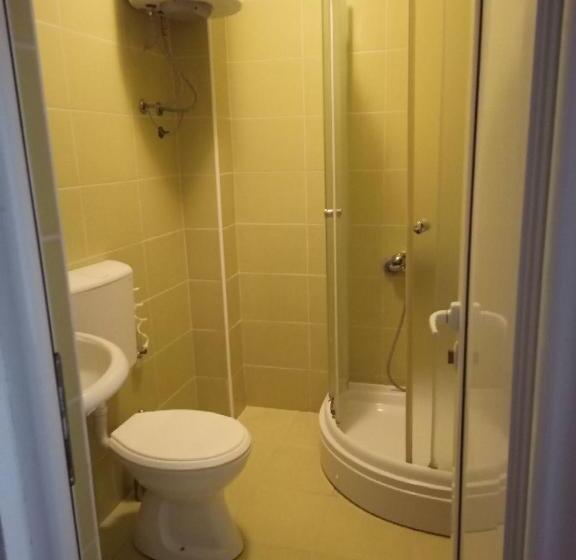 Standard Triple Room with Terrace, Apartments Normannia