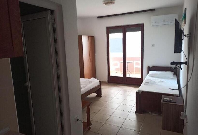 اتاق استاندارد چهار تخته, Apartments Normannia