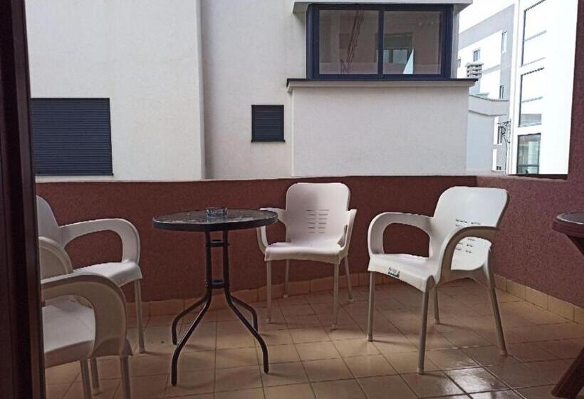 اتاق استاندارد چهار تخته, Apartments Normannia