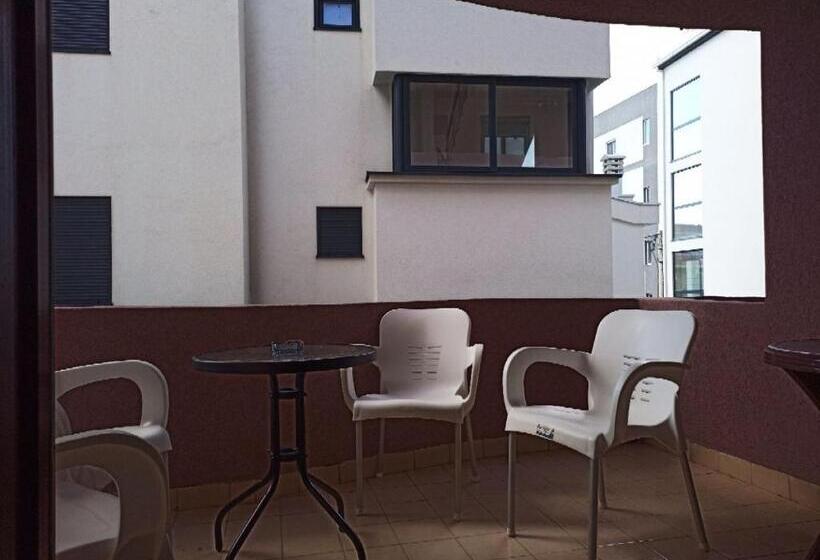 اتاق استاندارد چهار تخته, Apartments Normannia