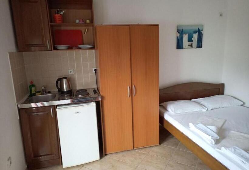 اتاق استاندارد سه تخته با چشمانداز, Apartments Normannia