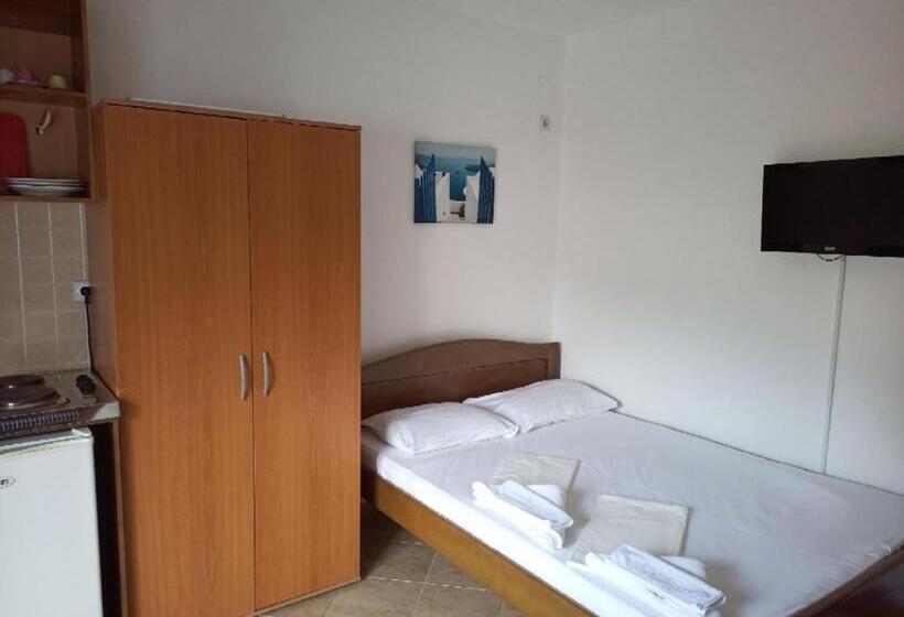 اتاق استاندارد سه تخته با چشمانداز, Apartments Normannia