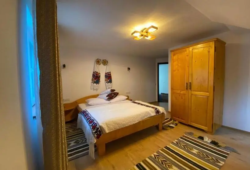 デラックスルーム, Casa Din Deal