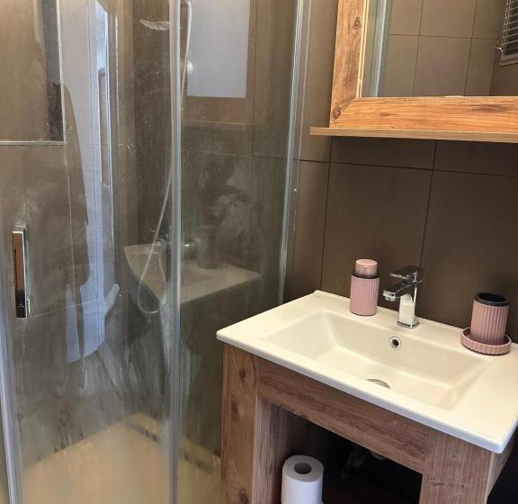 חדר סטנדרט, Pinna Home