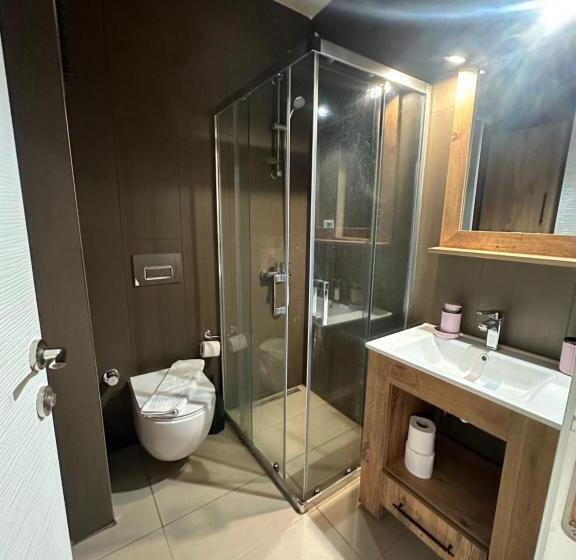 غرفة قياسية سرير كينج, Pinna Home