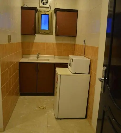 Deluxe Yhden Hengen Huone, Roz Al Jawhara