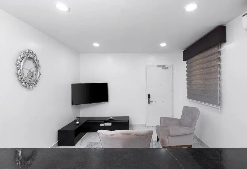 سوییت لوکس, Bkt Cribs   Apartments & Suites