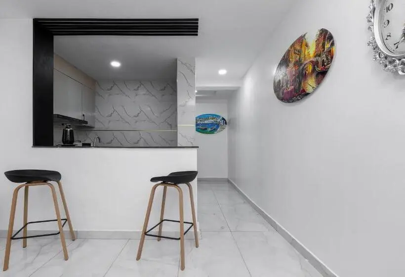 سوییت لوکس, Bkt Cribs   Apartments & Suites
