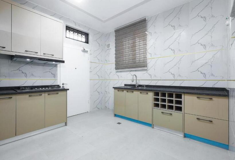 Deluxe Suite King Bed, Bkt Cribs Apartments & Suites