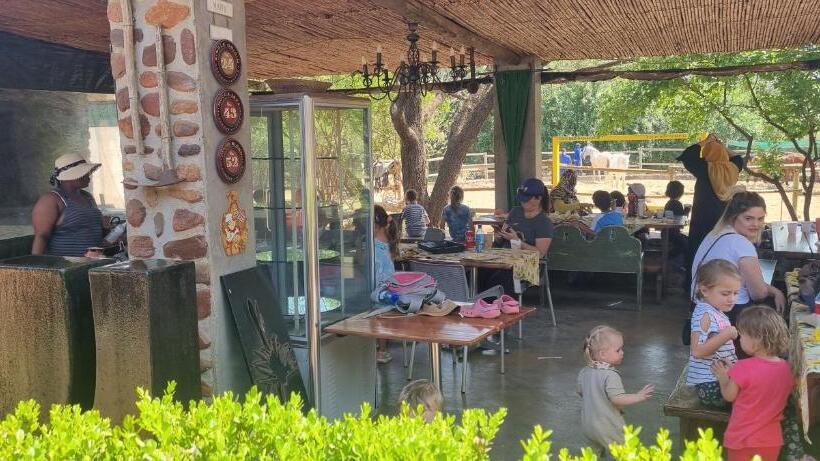 家族用バンガロー, Hollybrooke Adventure Farm