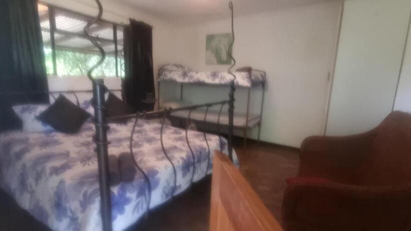 家族用バンガロー, Hollybrooke Adventure Farm