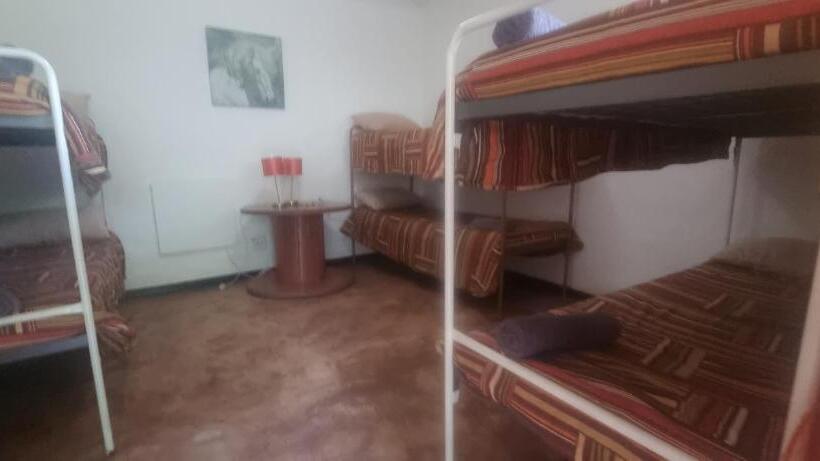 家族用バンガロー, Hollybrooke Adventure Farm