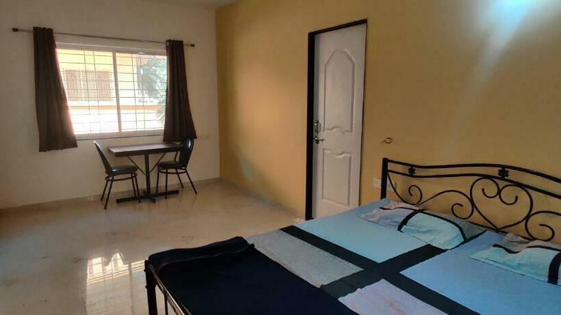 Номер Deluxe с Балконом, Shree Swami Samarth Resort