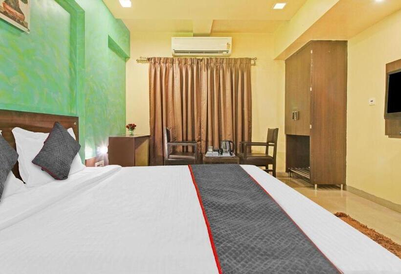 Quarto Triplo Clássico, Collection O 1189 Hotel Ranjanas