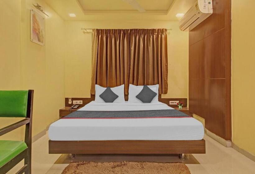 Quarto Triplo Clássico, Collection O 1189 Hotel Ranjanas