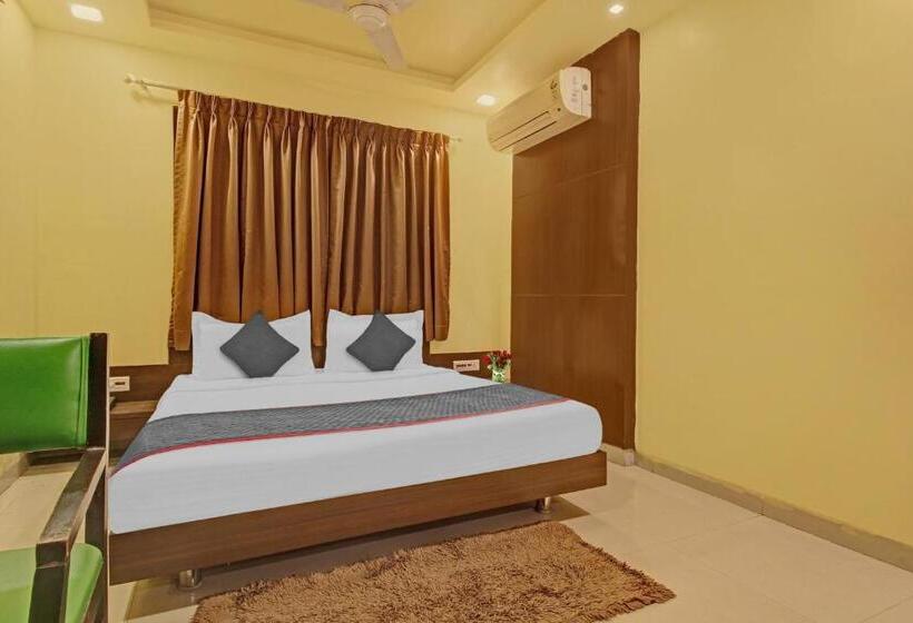 Quarto Triplo Clássico, Collection O 1189 Hotel Ranjanas