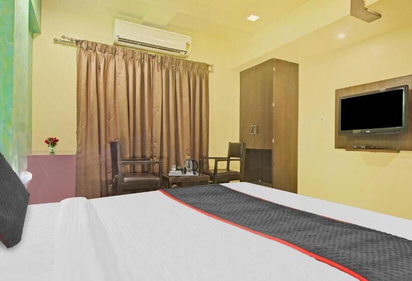 Quarto Triplo Clássico, Collection O 1189 Hotel Ranjanas