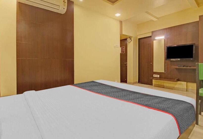 Quarto Triplo Clássico, Collection O 1189 Hotel Ranjanas