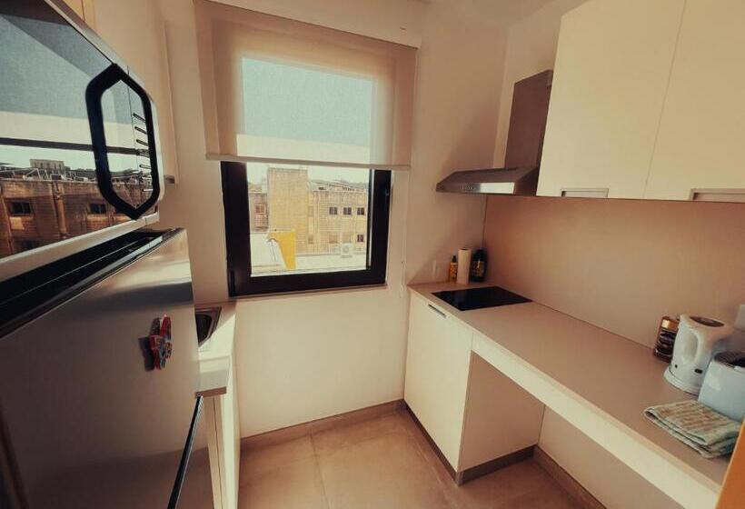 اتاق استاندارد, Campus Hub