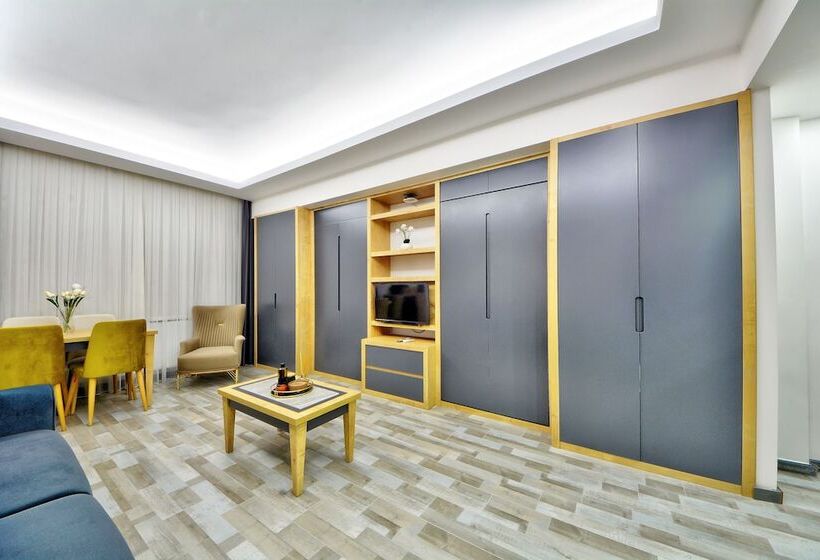 اتاق لوکس, North Blue Life