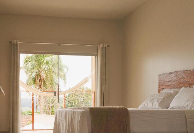 带阳台的豪华间, Pousada Paraiso