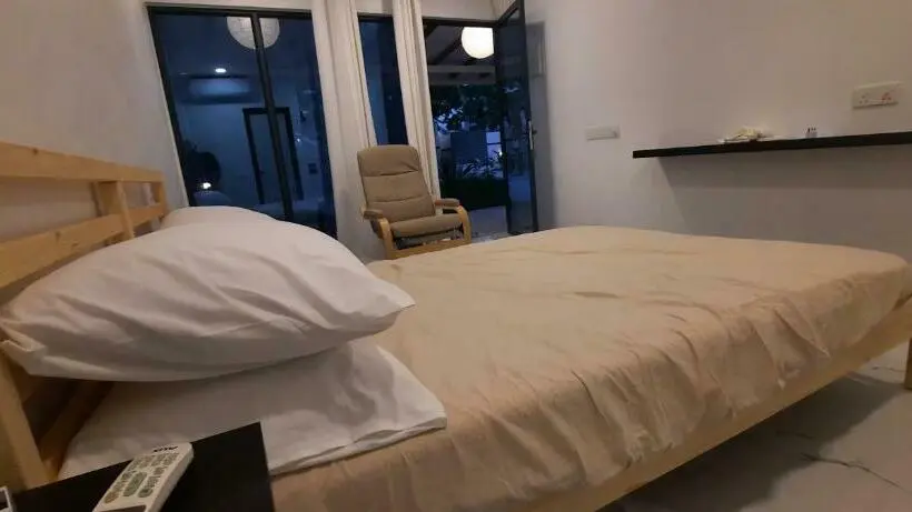 اتاق استاندارد با چشم‌انداز باغ, Oceana Inn Maldives