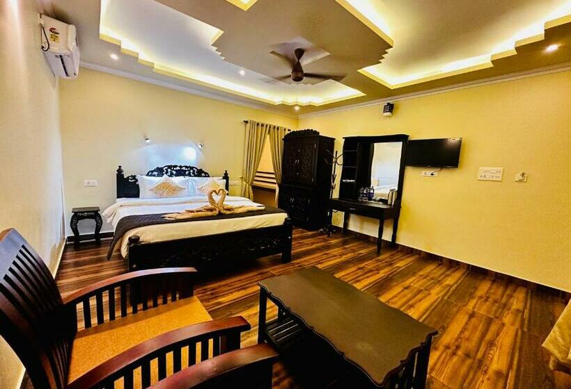اتاق سوپریور با تخت بزرگ, Maadathil Cottages & Beach Resort