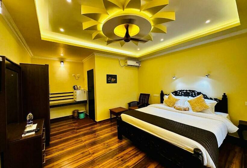 اتاق لوکس با چشم‌انداز دریا, Maadathil Cottages & Beach Resort