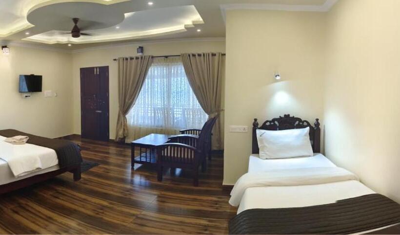 اتاق سه نفره سوپریور با چشم‌انداز دریا, Maadathil Cottages & Beach Resort