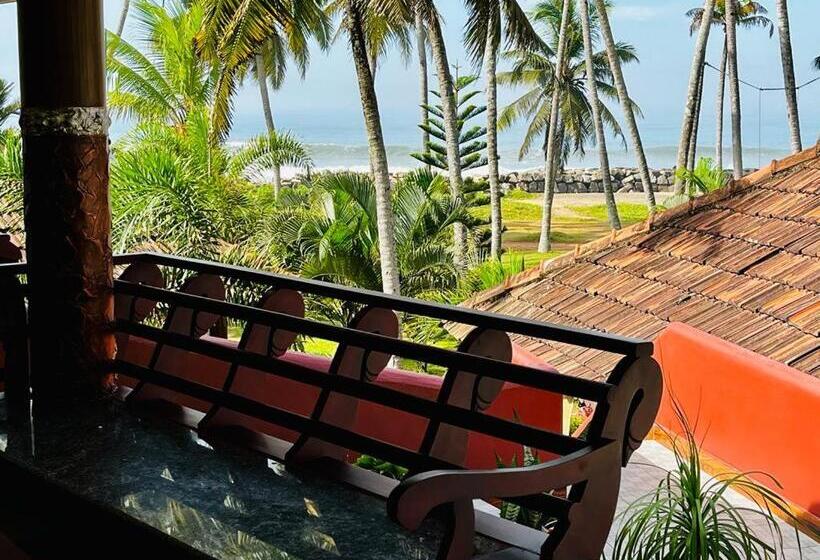 اتاق استاندارد با تخت بزرگ, Maadathil Cottages & Beach Resort