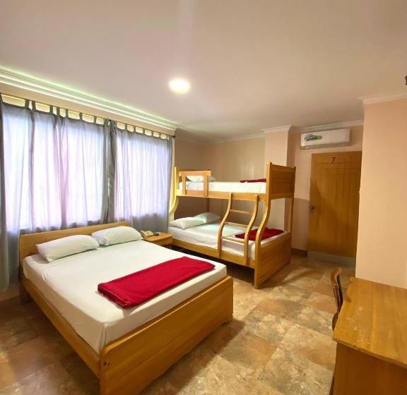 스탠다드 트리플 룸, Marluz