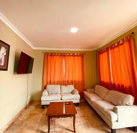 스위트 도시 전망, Marluz