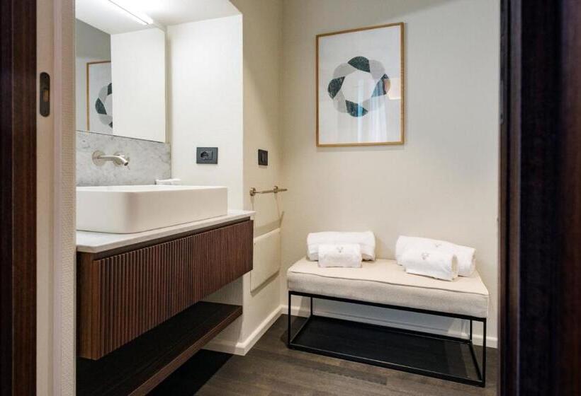 חדר דלוקס נוף לים, Molo Suites