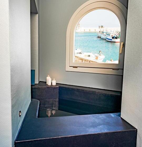 חדר דלוקס עם מרפסת נוף לים, Molo Suites