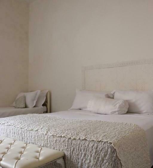 标准三人间, Palazzo Nari