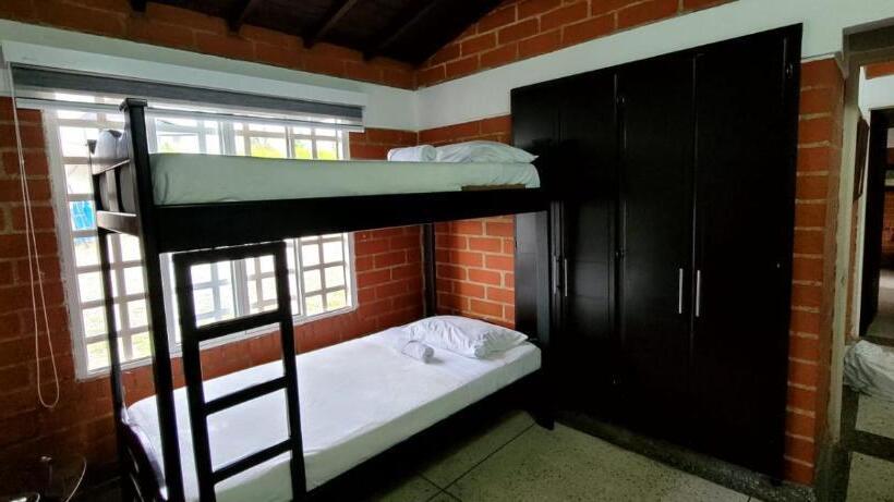 Семейный Номер Совместный Санузел, Chalet La Promesa