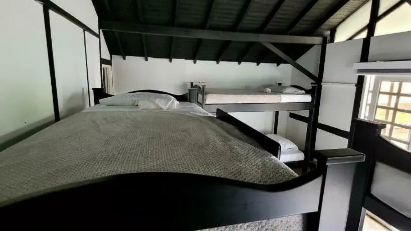 اتاق استاندارد چهار تخته, Chalet La Promesa